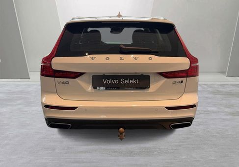 Volvo V60 Cross Country, 2020