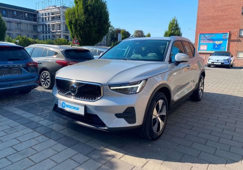Volvo XC40, 2025 2