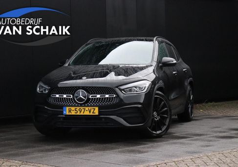 Mercedes-Benz GLA 180, 2022