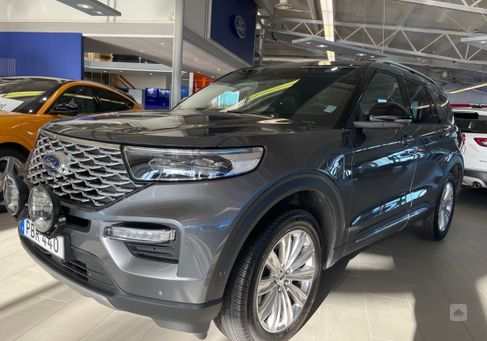 Ford Explorer, 2022