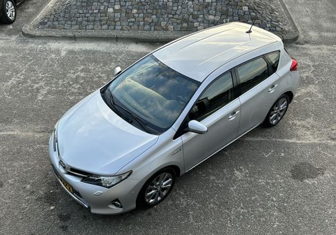 Toyota Auris, 2014