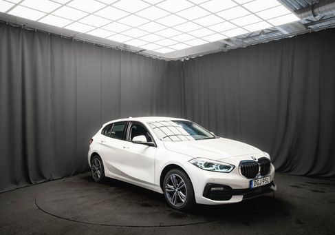BMW 118, 2020
