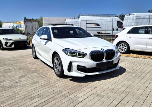 BMW 118, 2023