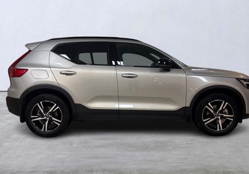 Volvo XC40, 2025 3