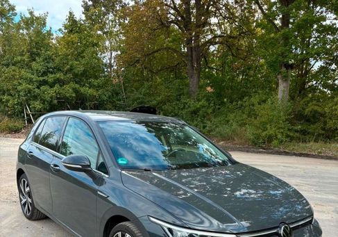 Volkswagen Golf, 2024 3
