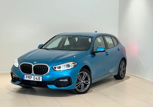 BMW 118, 2022
