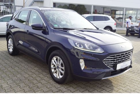 Ford Kuga, 2020