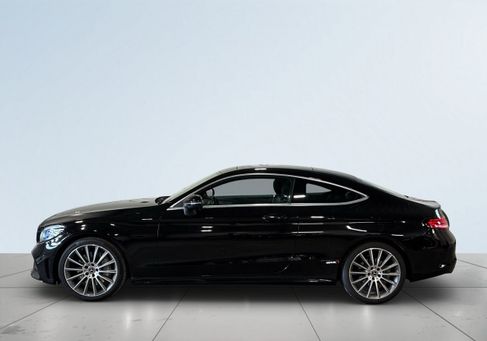 Mercedes-Benz C 300, 2021 3