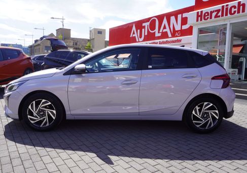 Hyundai i20, 2025 3