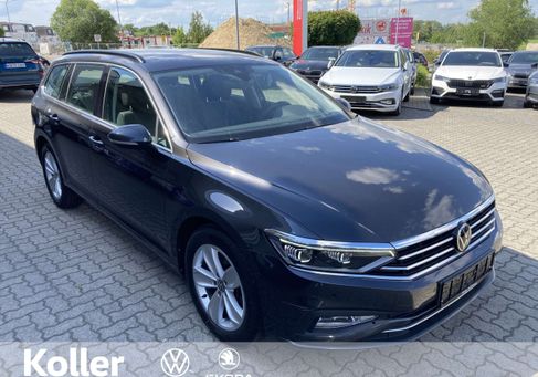 Volkswagen Passat, 2022