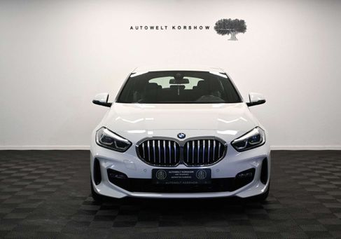 BMW 120, 2019