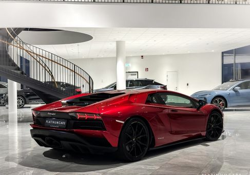 Lamborghini Aventador, 2018