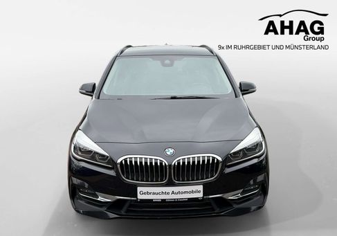 BMW 220, 2021
