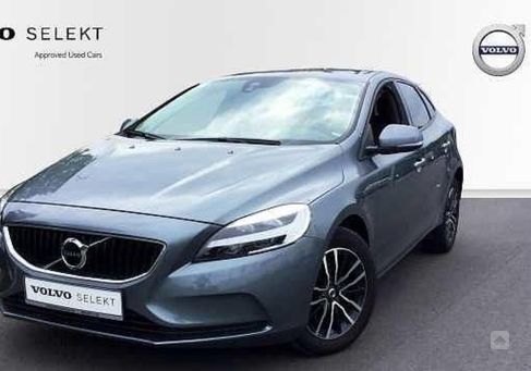 Volvo V40, 2018