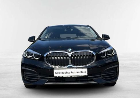 BMW 118, 2023