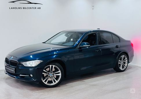 BMW 328, 2013
