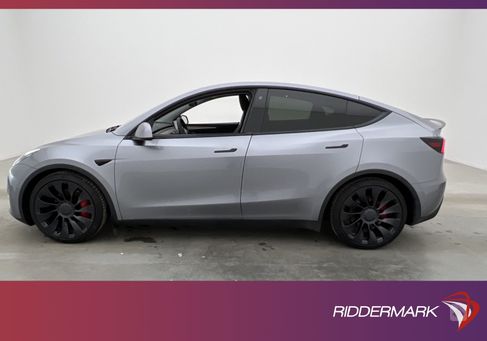 Tesla Model Y, 2024