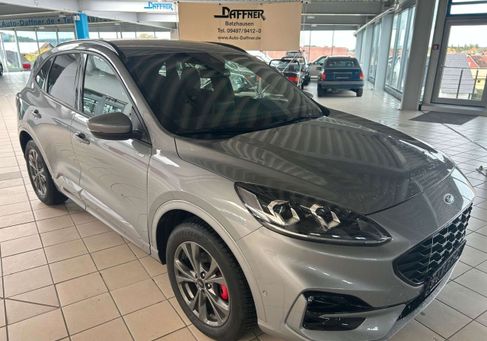 Ford Kuga, 2025