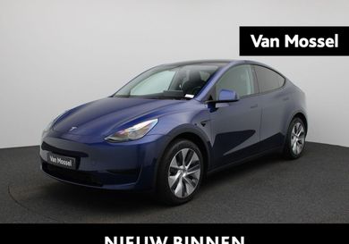 Tesla Model Y, 2023