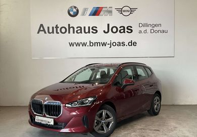 BMW 220, 2025
