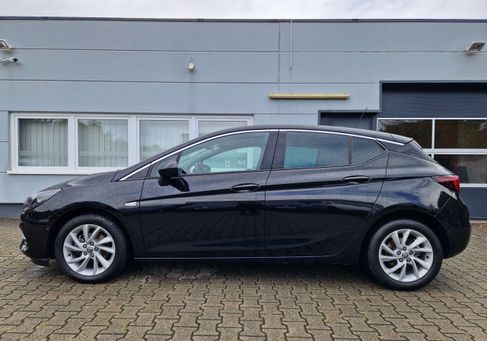 Opel Astra, 2021