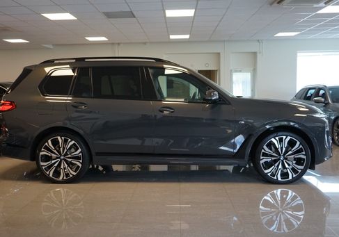 BMW X7, 2026