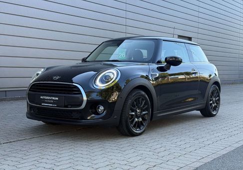 MINI ONE, 2020