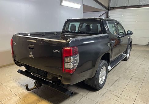 Mitsubishi L200, 2021