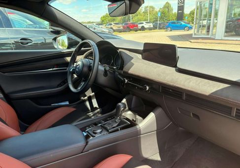 Mazda 3, 2025