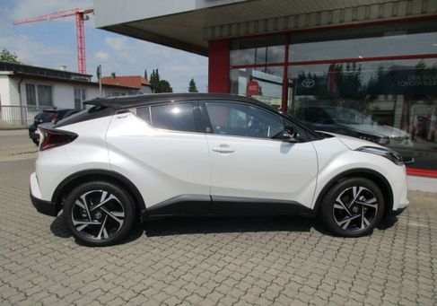 Toyota C-HR, 2022