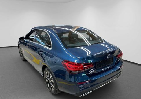 Mercedes-Benz A 180, 2022