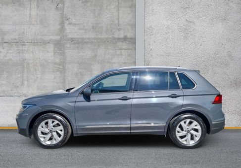 Volkswagen Tiguan, 2022 2