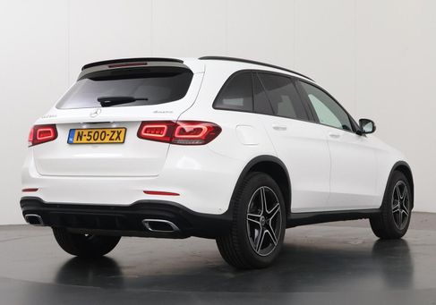 Mercedes-Benz GLC 200, 2021