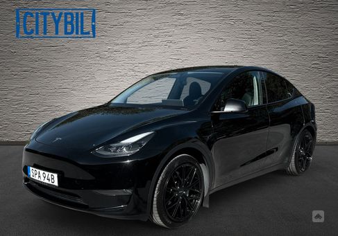 Tesla Model Y, 2023