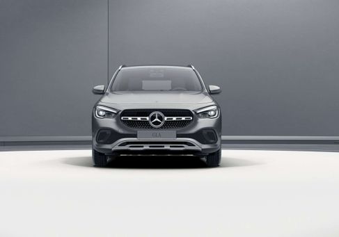 Mercedes-Benz GLA 180, 2023