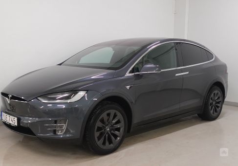 Tesla Model X, 2018