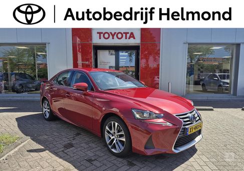 Lexus IS 300, 2019