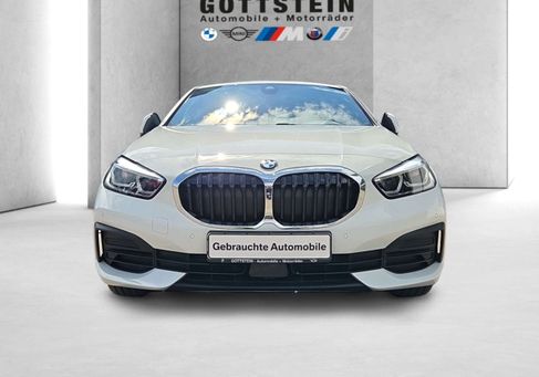 BMW 118, 2024