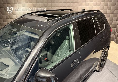 BMW X7, 2025