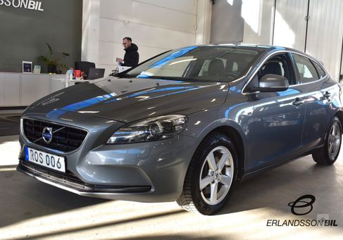 Volvo V40, 2016