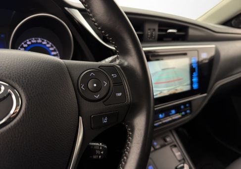 Toyota Auris Touring Sports, 2018