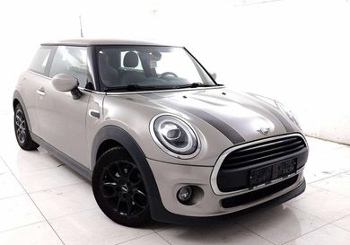 MINI ONE, 2019