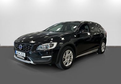 Volvo V60 Cross Country, 2018