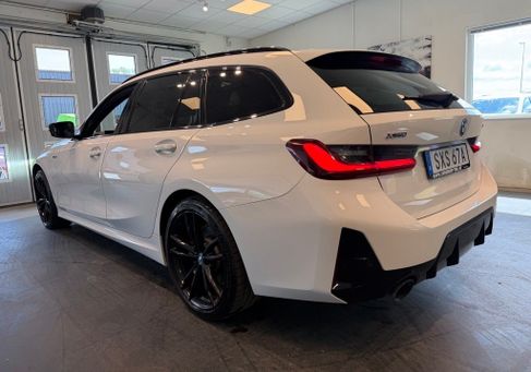 BMW 330, 2023