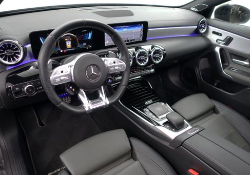 Mercedes-Benz CLA 35 AMG, 2021