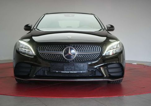 Mercedes-Benz C 300, 2021