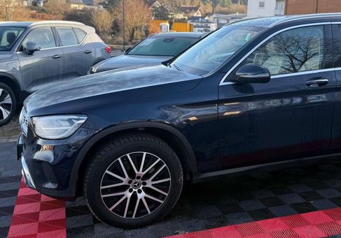 Mercedes-Benz GLC 300, 2022