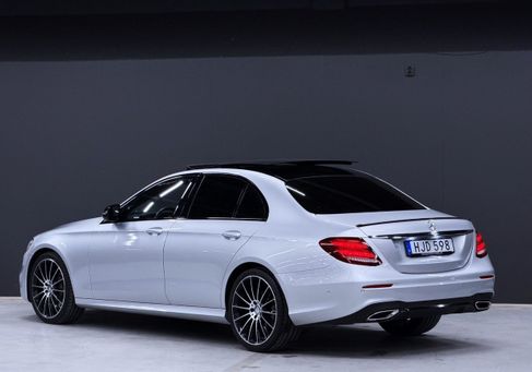 Mercedes-Benz E 200, 2019 2
