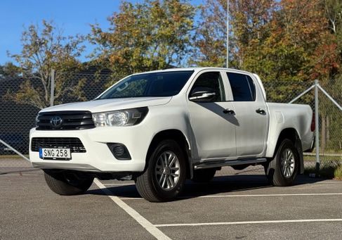 Toyota Hilux, 2016