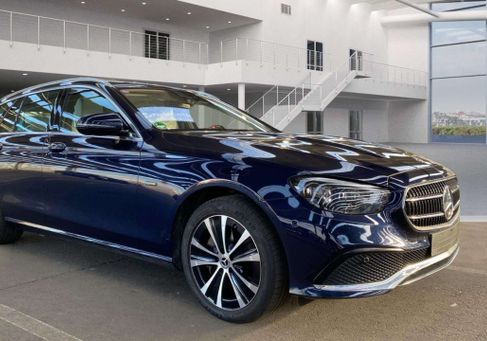 Mercedes-Benz E 300, 2021
